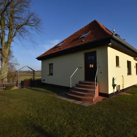 Mit Terrasse In Kropelin Lägenhet