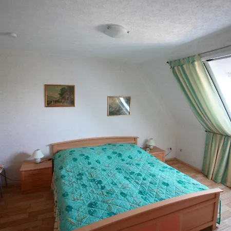 Lägenhet Mit Terrasse In Kropelin *