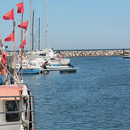 Mit Terrasse In Kropelin Lägenhet *