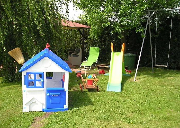 Mit Terrasse In Kropelin *