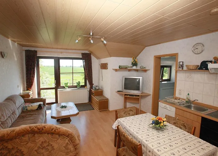 Apartment Mit Terrasse In Kropelin *